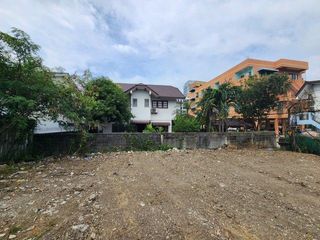 出租 土地 在 Phra Khanong, 曼谷