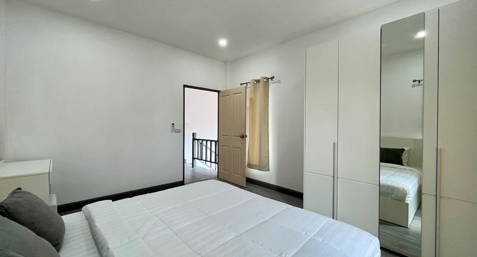 For sale 3 bedrooms house in Mueang Krabi, Krabi