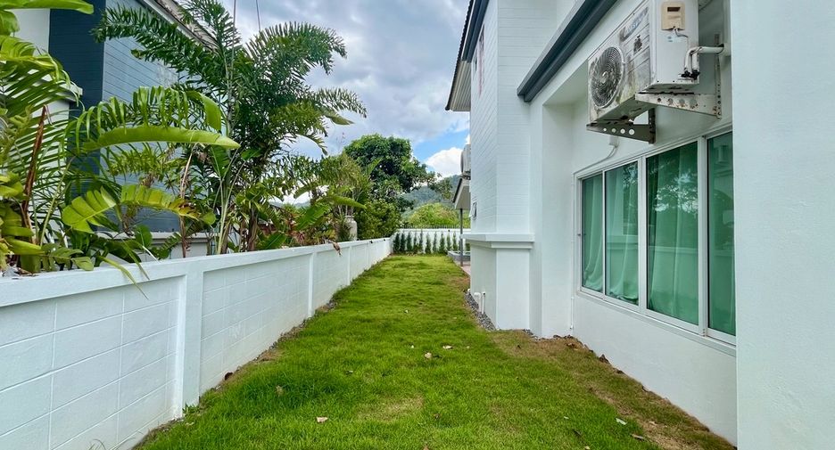For sale 3 bedrooms house in Mueang Krabi, Krabi