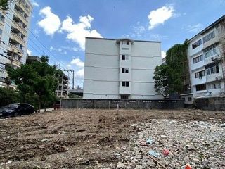 Аренда Участок в Щанг Тхонгланг, Бангкок