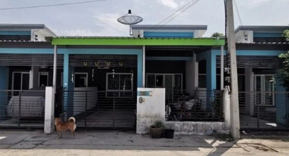 For sale 1 Beds townhouse in Chok Chai, Nakhon Ratchasima