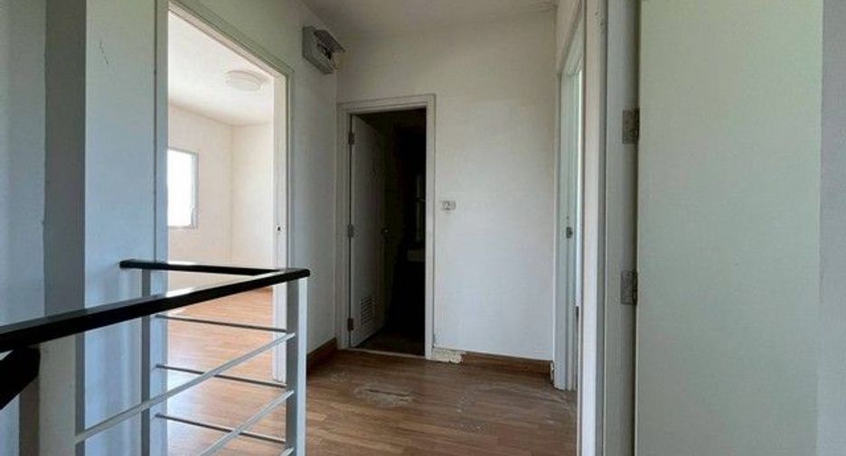 For sale 3 bedrooms townhouse in Bang Bua Thong, Nonthaburi