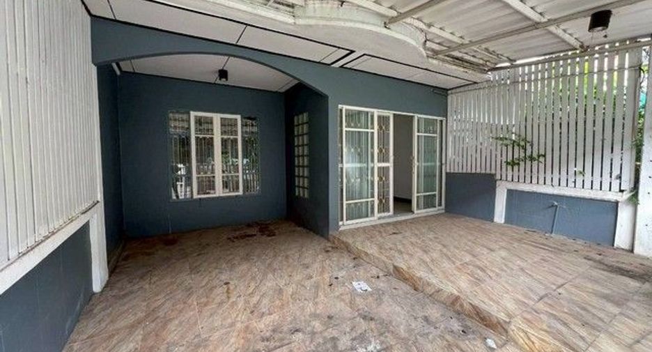 For sale 3 bedrooms townhouse in Bang Bua Thong, Nonthaburi