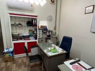 À louer 1 chambre entrepôt à Mueang Samut Sakhon, Samut Sakhon