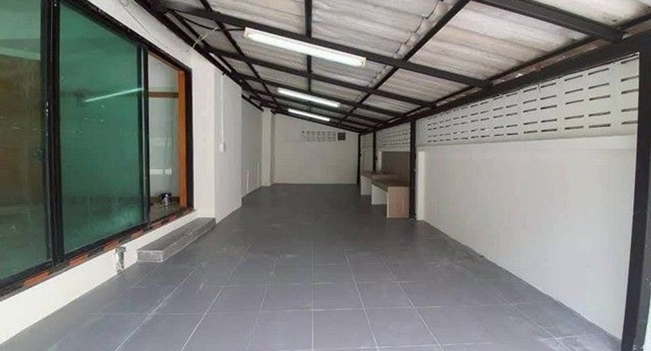 出租 1 卧室 办公室 在 Wang Thong Lang, 曼谷