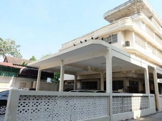 For rent 1 bed retail Space in Phaya Thai, Bangkok