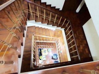 For rent 1 bed retail Space in Phaya Thai, Bangkok