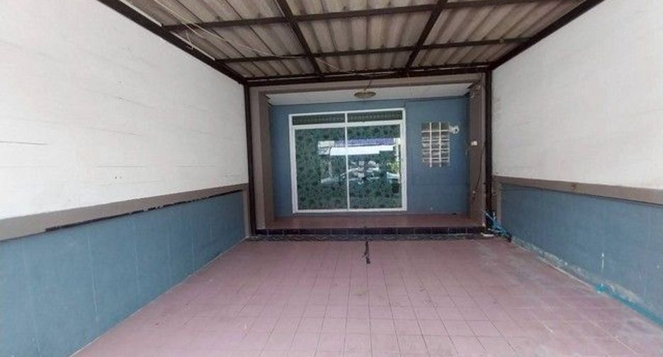 For sale 2 bedrooms townhouse in Bang Bua Thong, Nonthaburi