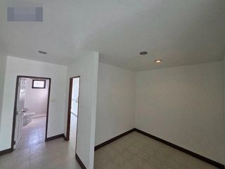 For rent 2 bedrooms retail Space in Khlong Sam Wa, Bangkok