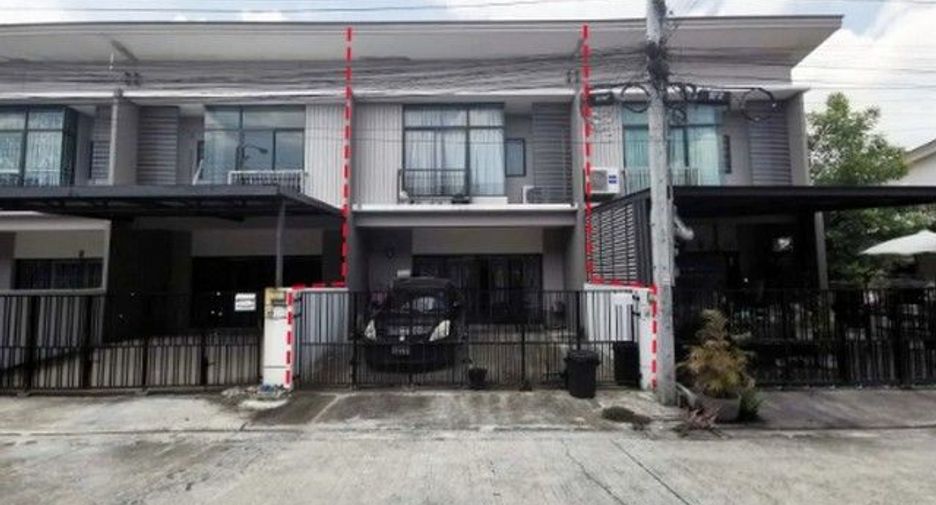 For sale 1 bed townhouse in Bang Phli, Samut Prakan