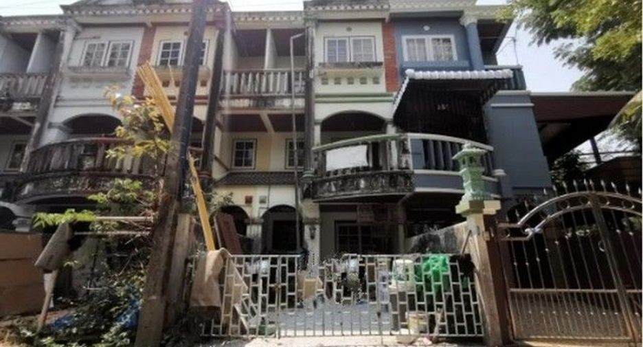 Casa adosada en venta de 1 habitaciones en Ban Khai, Rayong
