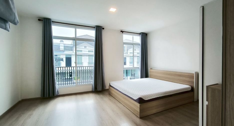 For rent 2 bedrooms townhouse in Prawet, Bangkok