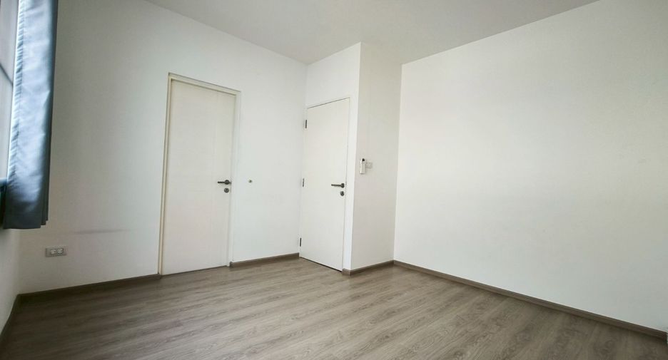 For rent 2 bedrooms townhouse in Prawet, Bangkok