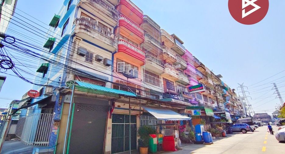 For sale 6 bedrooms retail Space in Bang Bon, Bangkok