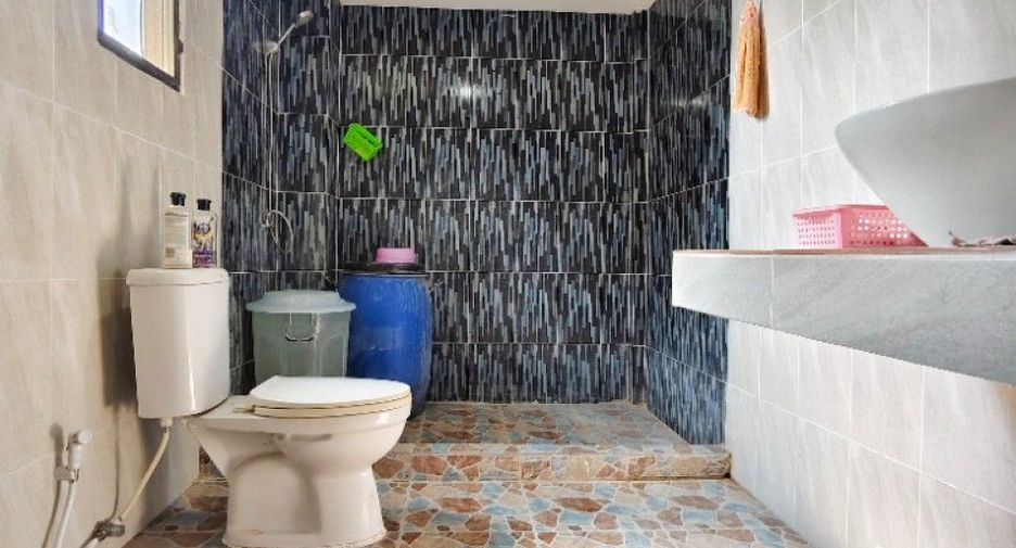 Haus zum Kauf mit 5 Zimmer in Ban Pong, Ratchaburi