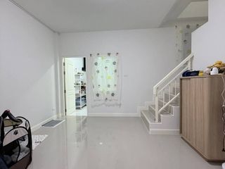 For sale 2 bedrooms townhouse in Doi Saket, Chiang Mai