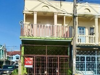 For sale 3 bedrooms townhouse in Nong Khaem, Bangkok