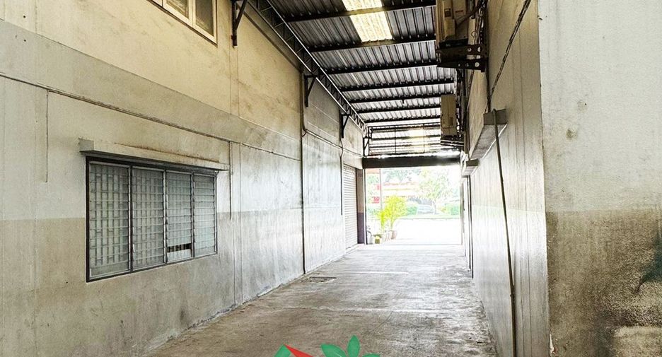 For sale 10 bedrooms retail Space in Sam Phran, Nakhon Pathom