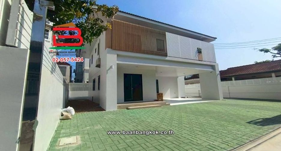 ขาย 4 ห้องนอน บ้านเดี่ยว ใน ห้วยขวาง, กรุงเทพฯ