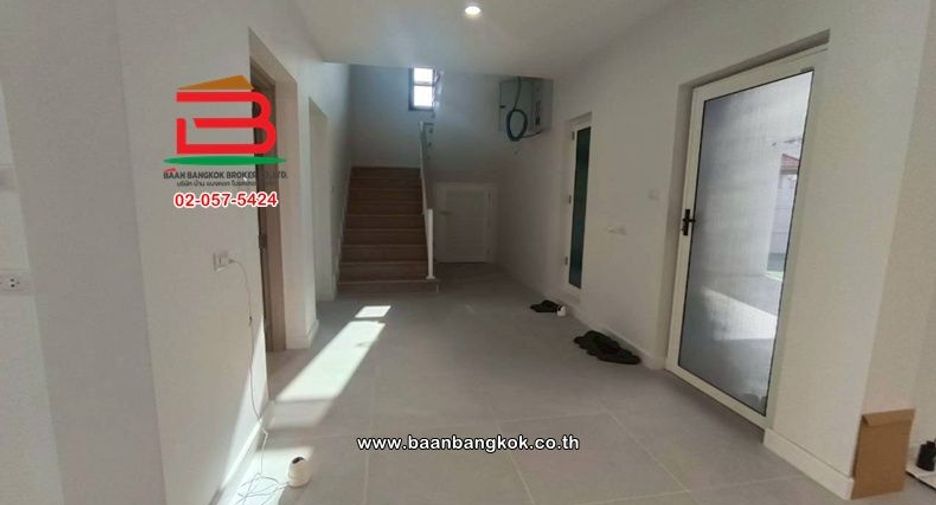 ขาย 4 ห้องนอน บ้านเดี่ยว ใน ห้วยขวาง, กรุงเทพฯ