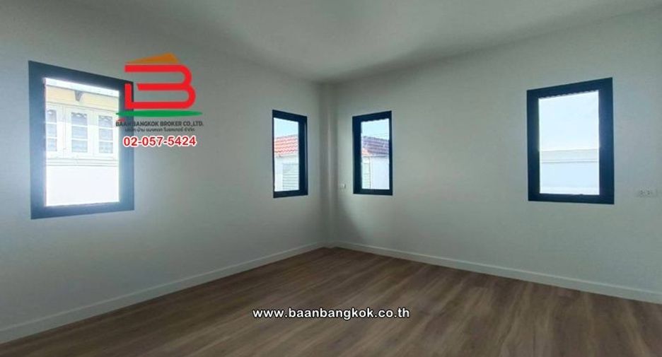 ขาย 4 ห้องนอน บ้านเดี่ยว ใน ห้วยขวาง, กรุงเทพฯ