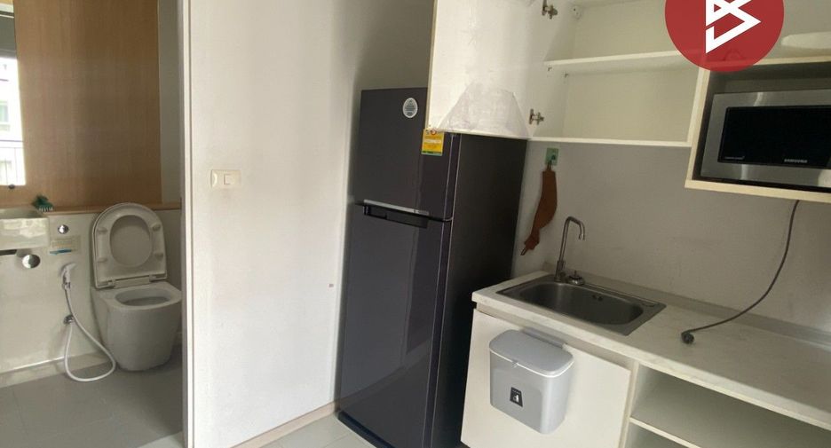 À louer et à vendre 1 chambre condo à Chom Thong, Bangkok