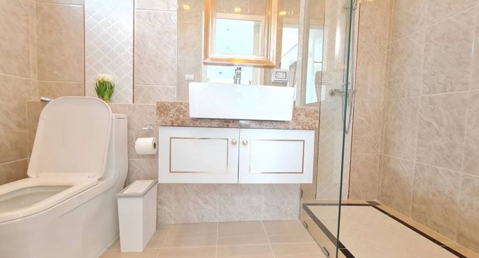 For sale 2 bedrooms condo in Bang Lamung, Chonburi
