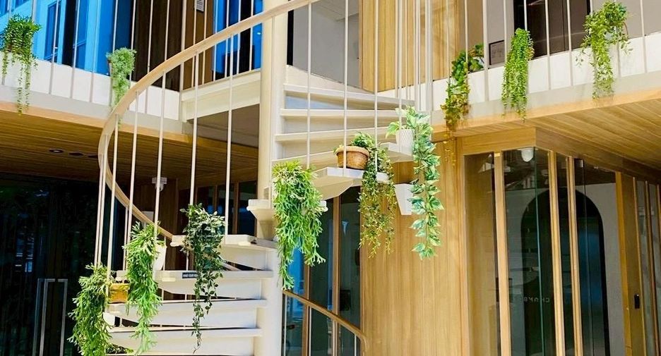For sale 1 bed condo in Phra Khanong, Bangkok