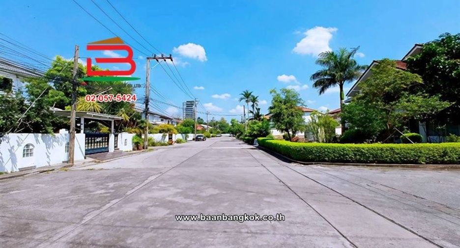 出售 5 卧室 独立屋 在 Chatuchak, 曼谷