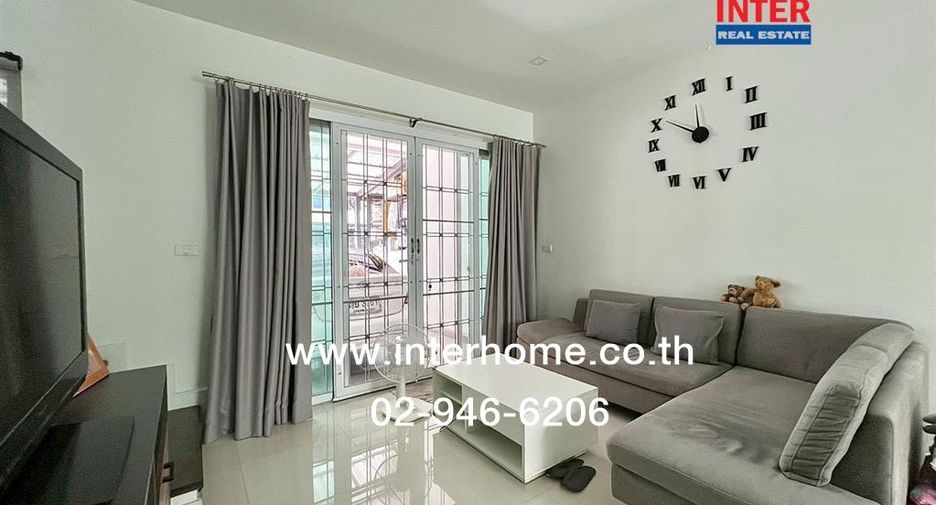 For sale 3 bedrooms townhouse in Min Buri, Bangkok
