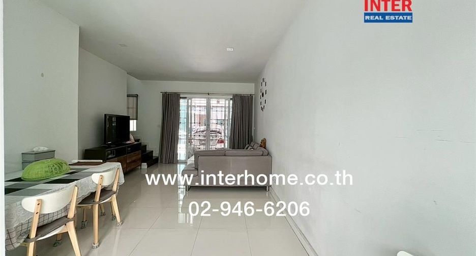 For sale 3 bedrooms townhouse in Min Buri, Bangkok
