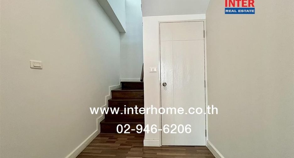 For sale 3 bedrooms townhouse in Min Buri, Bangkok