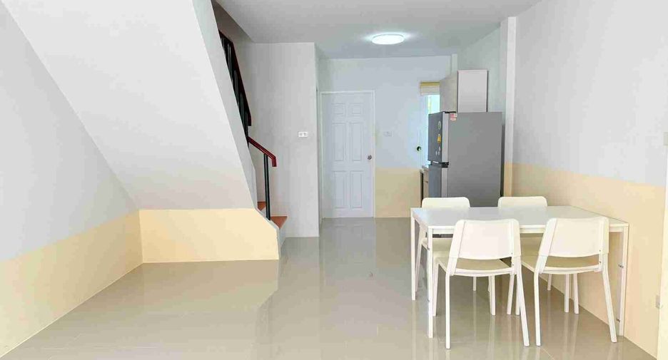 For rent 2 bedrooms townhouse in Ban Chang, Rayong