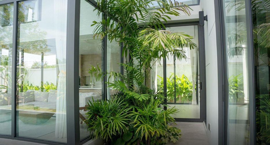 For sale 4 bedrooms villa in Thalang, Phuket