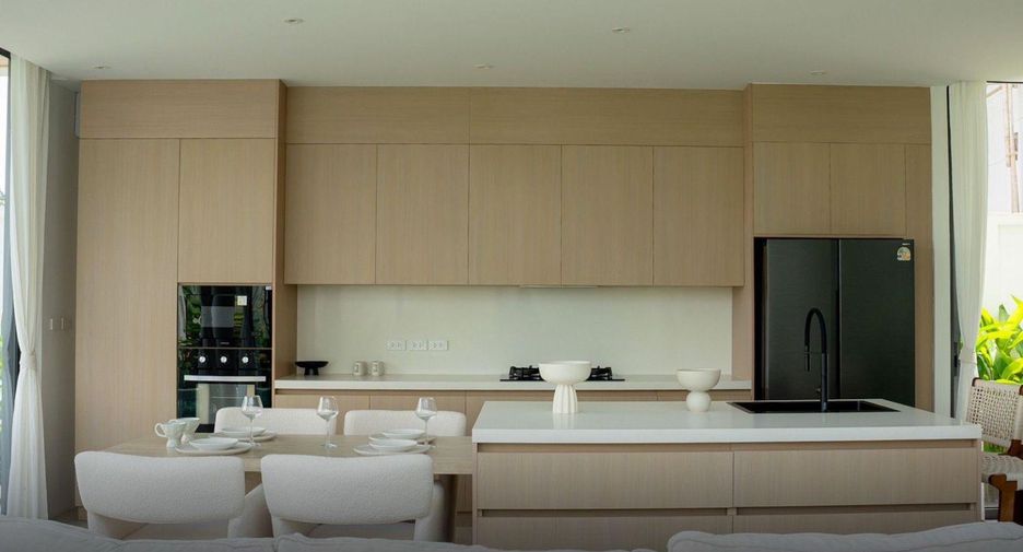 For sale 4 bedrooms villa in Thalang, Phuket