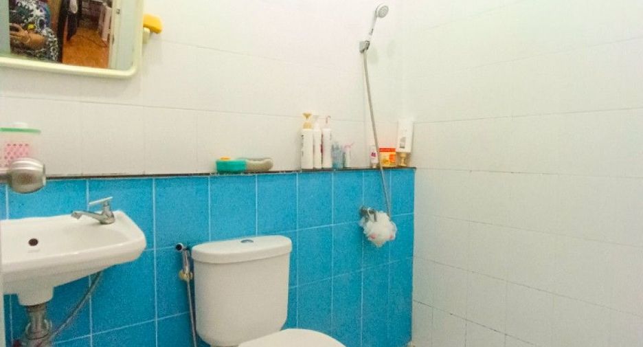 Casa adosada en venta de 2 habitaciones en Mueang Samut Songkhram, Samut Songkhram