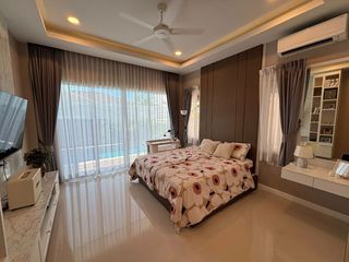 Villa zum Kauf mit 3 Zimmer in Bang Lamung, Chonburi