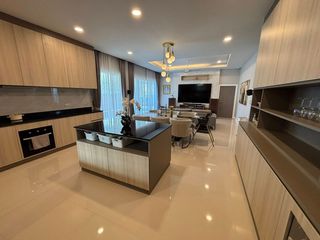 Villa zum Kauf mit 3 Zimmer in Bang Lamung, Chonburi