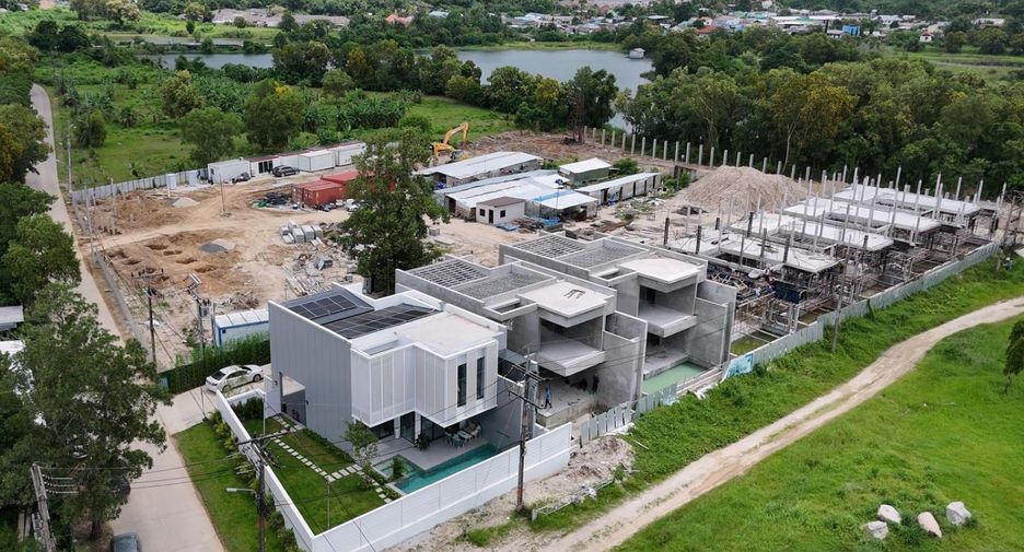 For sale 4 bedrooms villa in Mueang Phuket, Phuket