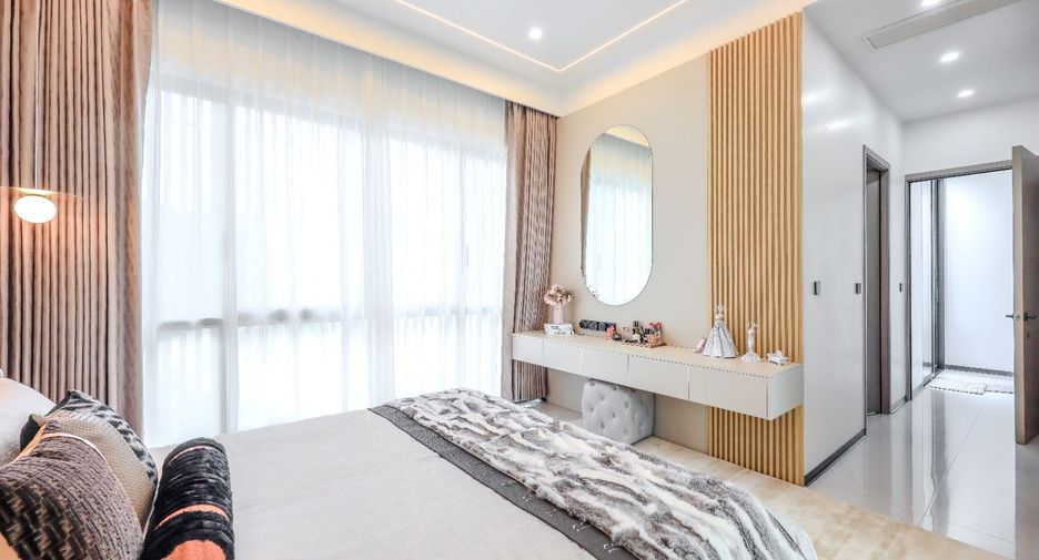 For sale 4 bedrooms villa in Mueang Phuket, Phuket
