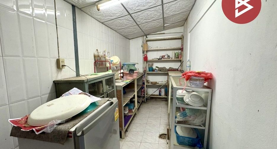 For sale 2 bedrooms retail Space in Mueang Samut Sakhon, Samut Sakhon