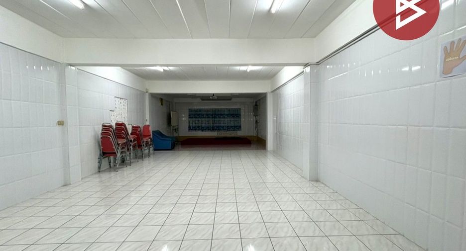 For sale 2 bedrooms retail Space in Mueang Samut Sakhon, Samut Sakhon
