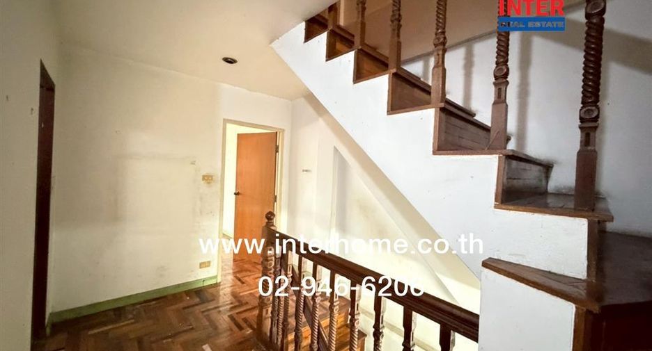 For sale 4 bedrooms townhouse in Rat Burana, Bangkok