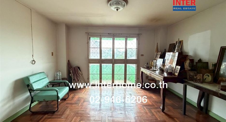 For sale 4 bedrooms townhouse in Rat Burana, Bangkok