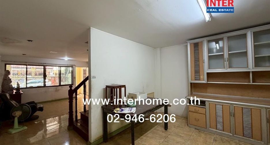 For sale 4 bedrooms townhouse in Rat Burana, Bangkok