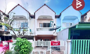 For sale 3 bedrooms townhouse in Sam Khok, Pathum Thani