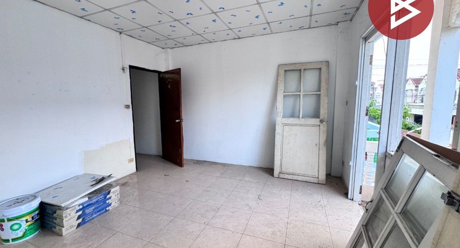 Продажа 3 спальни таунхаус в Sam Khok, Патумтани