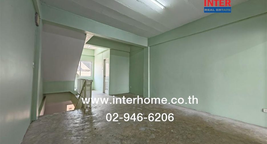 For sale 2 bedrooms retail Space in Nong Khaem, Bangkok