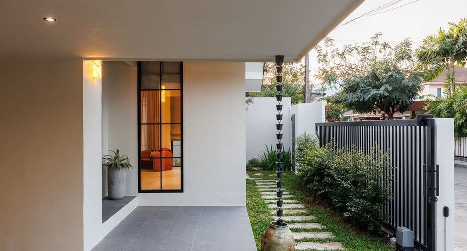 For rent and for sale 5 bedrooms house in Mueang Chiang Mai, Chiang Mai