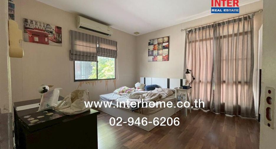 For sale 3 bedrooms house in Khan Na Yao, Bangkok